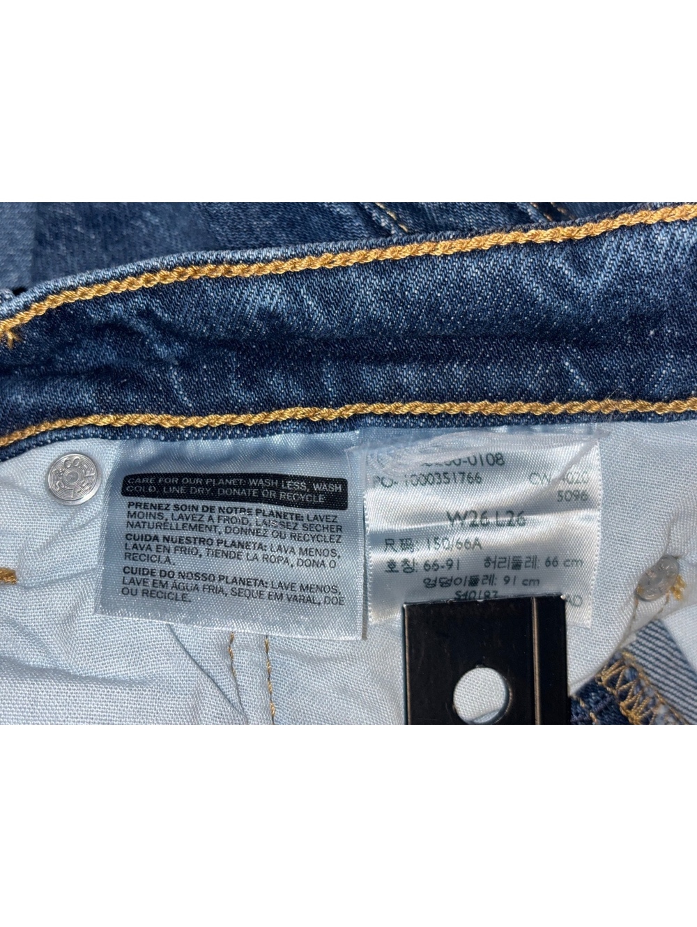 Levis 501 Original Crop Jeans High Rise Medium Wash Button Fly Denim W26 L26 - Picture 7 of 8